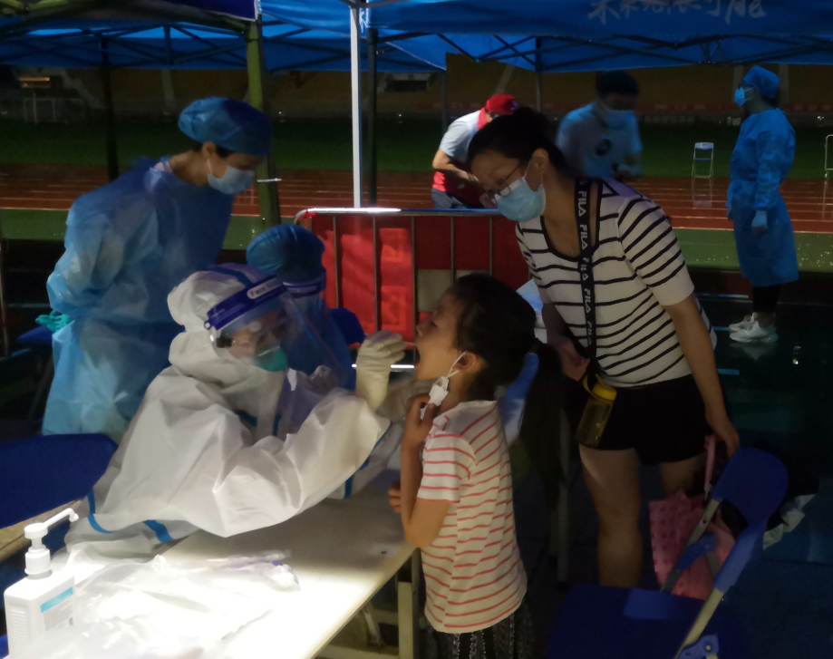 聞令而動,雨夜馳援|廣州電纜黨員先鋒助力越秀疫情防控在行動 聞令而動,雨夜馳援|廣州電纜黨員先鋒助力越秀疫情防控在行動
