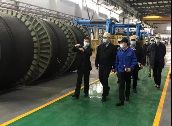 南沙區(qū)區(qū)委常委、常務(wù)副區(qū)長(zhǎng)魏敏帶隊(duì)到廣州電纜公司督導(dǎo)調(diào)研